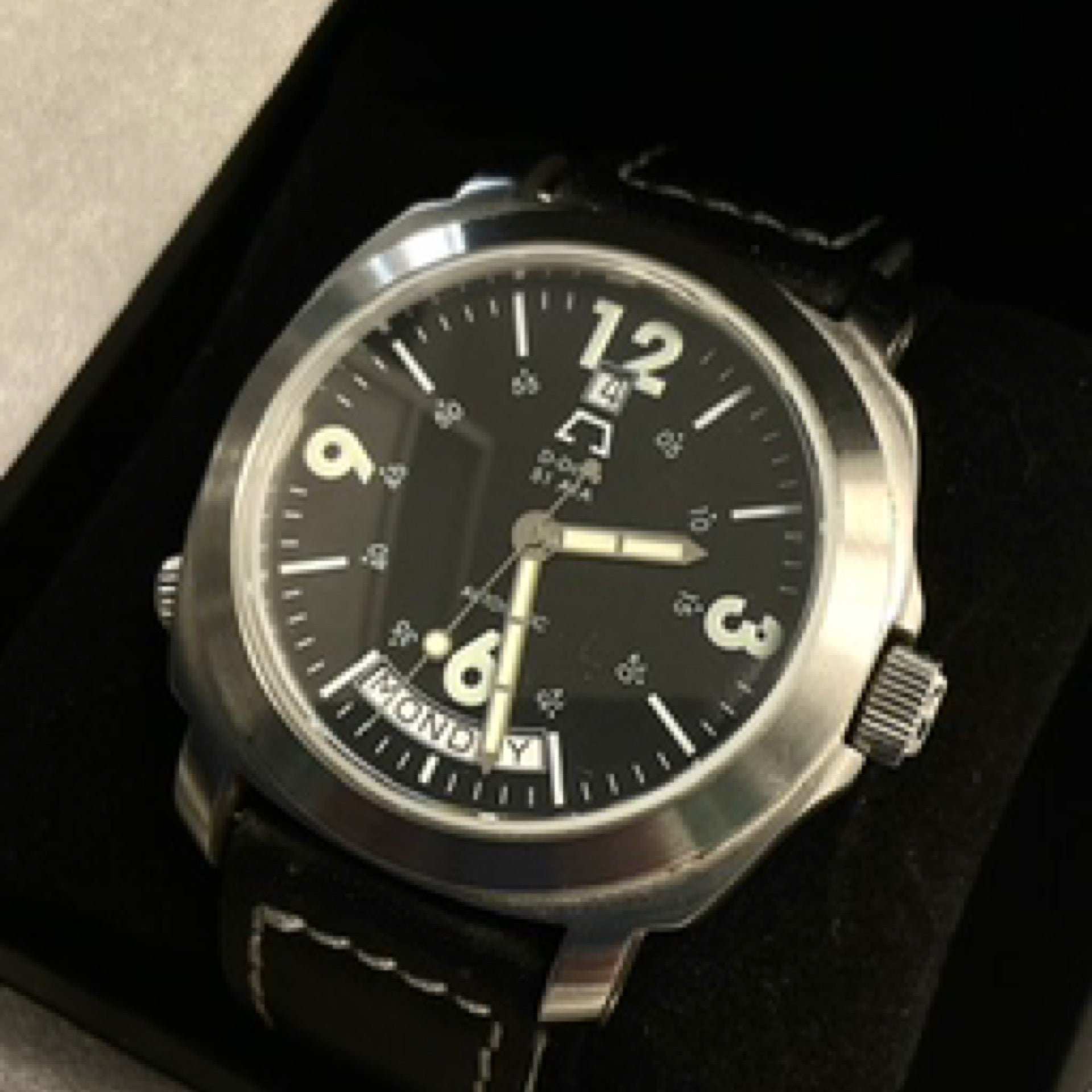 Anonimo 2006 Italian Opera Meccana D-Date Watch | Beckner Jewelry